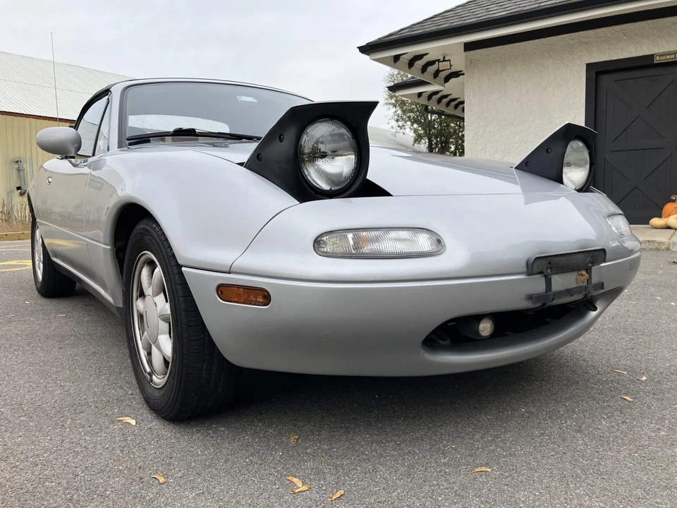 1990 Mazda NA MX-5 Miata - Image 11 of 31