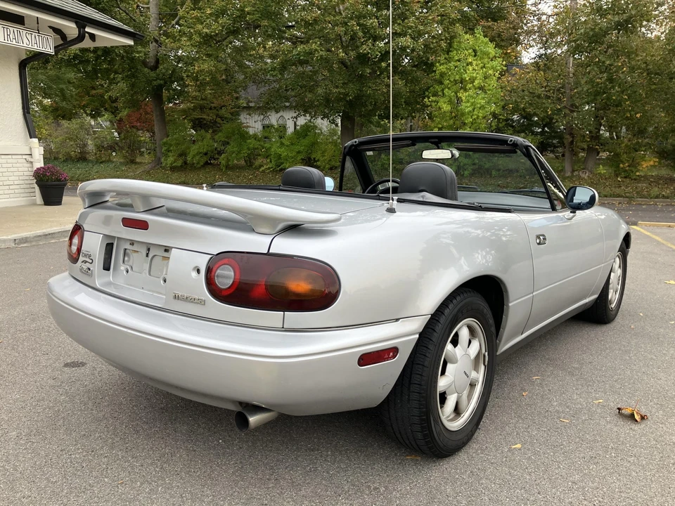 1990 Mazda NA MX-5 Miata - Image 6 of 31