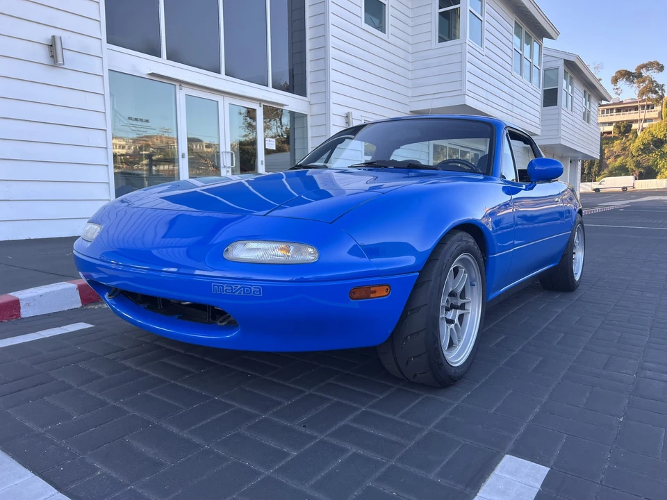 1990 Mazda NA MX-5 Miata - Image 2 of 31