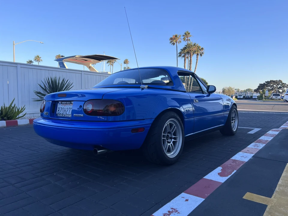 1990 Mazda NA MX-5 Miata - Image 15 of 31