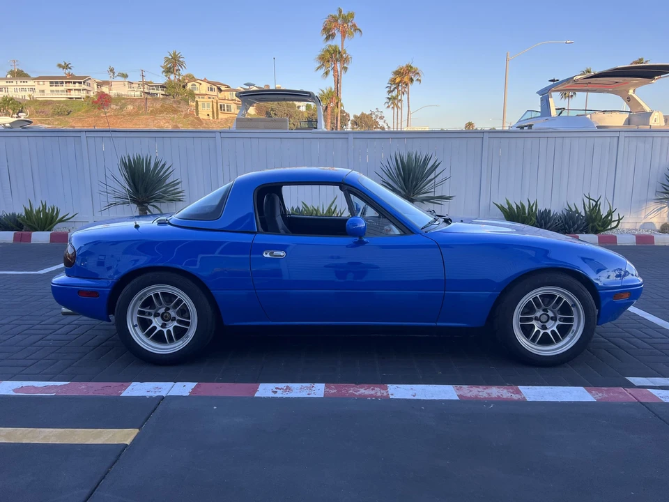 1990 Mazda NA MX-5 Miata - Image 16 of 31