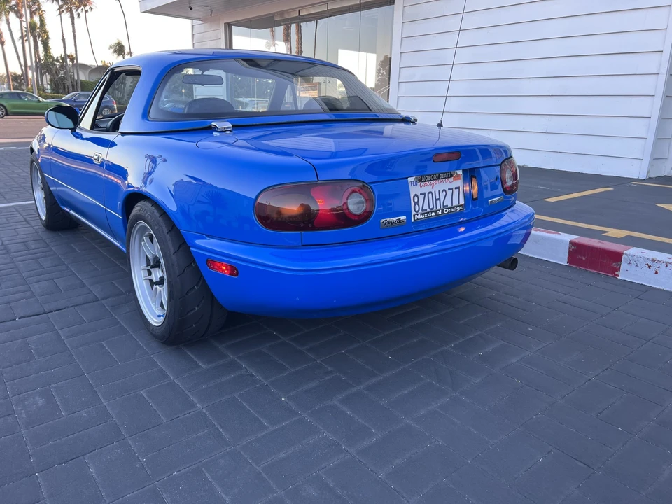 1990 Mazda NA MX-5 Miata - Image 7 of 31