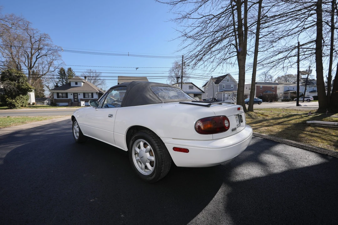 1990 Mazda NA MX-5 Miata - Image 20 of 31