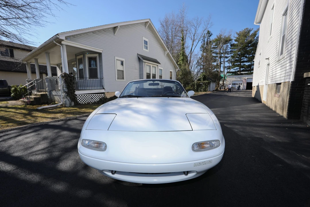 1990 Mazda NA MX-5 Miata - Image 8 of 31