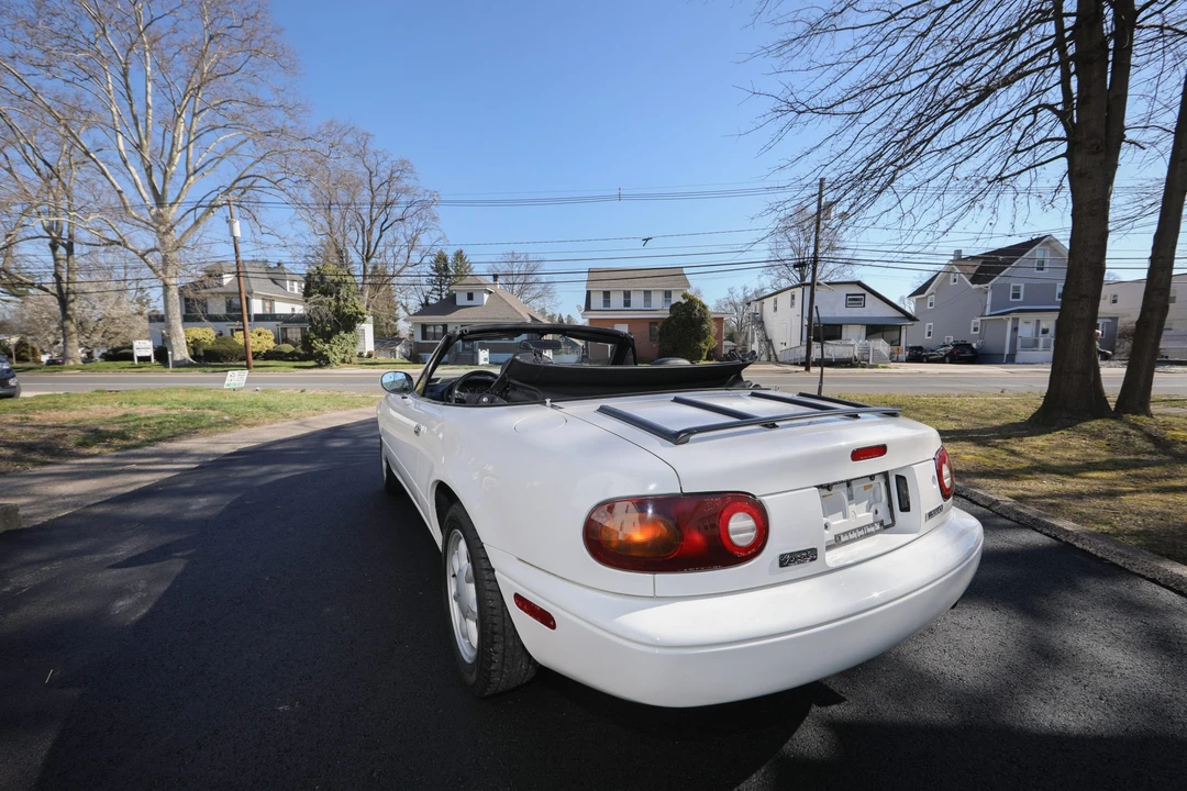 1990 Mazda NA MX-5 Miata - Image 6 of 31