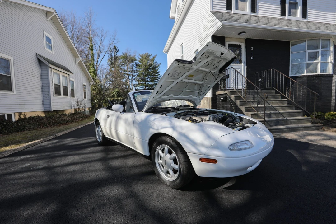 1990 Mazda NA MX-5 Miata - Image 30 of 31