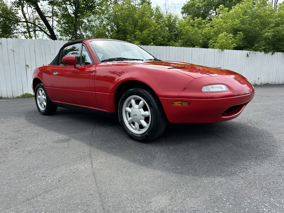 1990 Mazda NA MX-5 Miata - Image 28 of 31