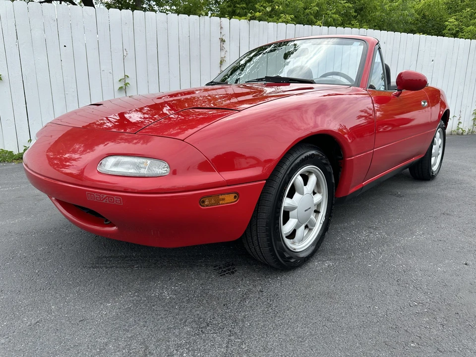 1990 Mazda NA MX-5 Miata - Image 11 of 31