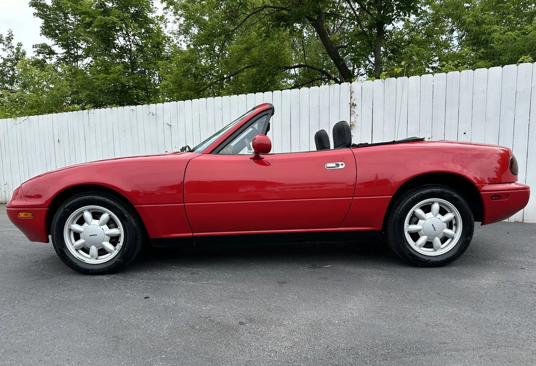 1990 Mazda NA MX-5 Miata - Image 13 of 31