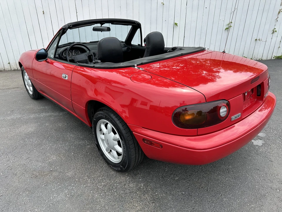 1990 Mazda NA MX-5 Miata - Image 18 of 31