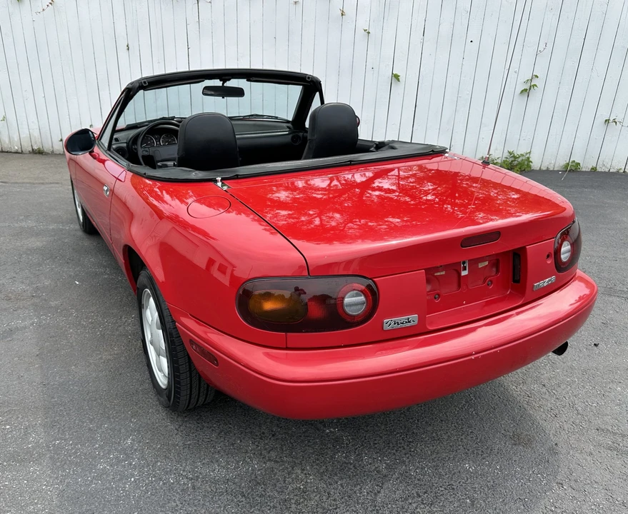 1990 Mazda NA MX-5 Miata - Image 19 of 31