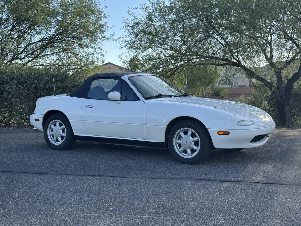 1990 Mazda NA MX-5 Miata - Image 14 of 31
