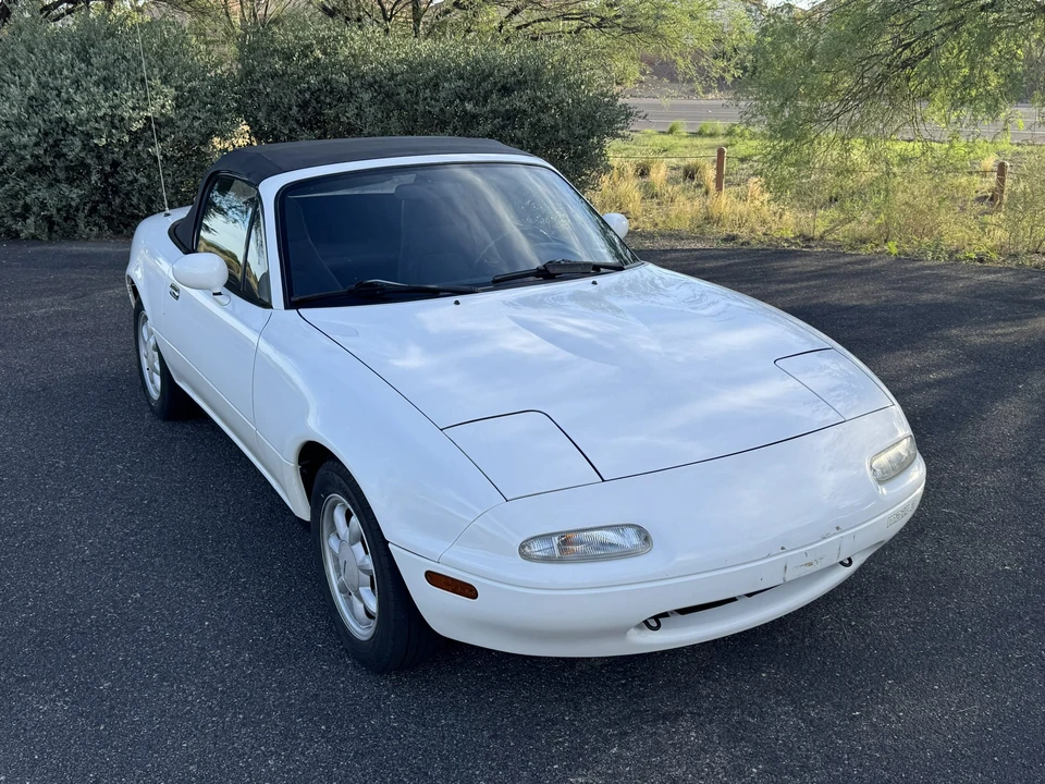 1990 Mazda NA MX-5 Miata - Image 25 of 31