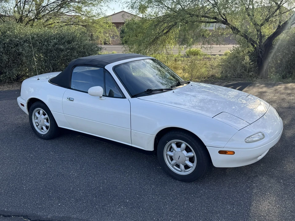 1990 Mazda NA MX-5 Miata - Image 24 of 31