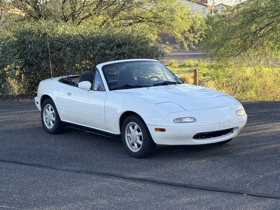 1990 Mazda NA MX-5 Miata - Image 2 of 31
