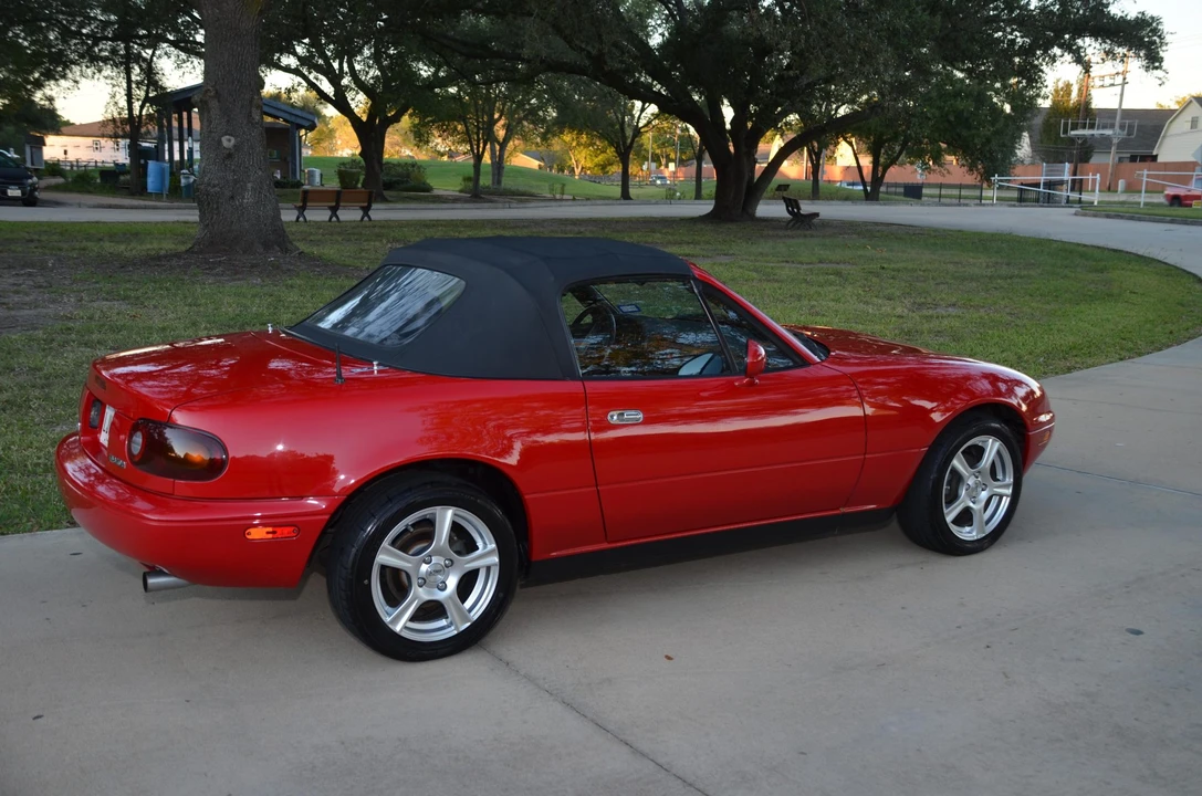 1990 Mazda NA MX-5 Miata - Image 20 of 31