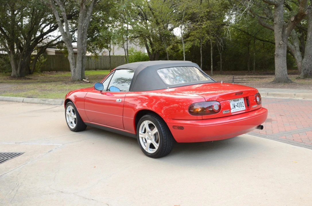 1990 Mazda NA MX-5 Miata - Image 4 of 31