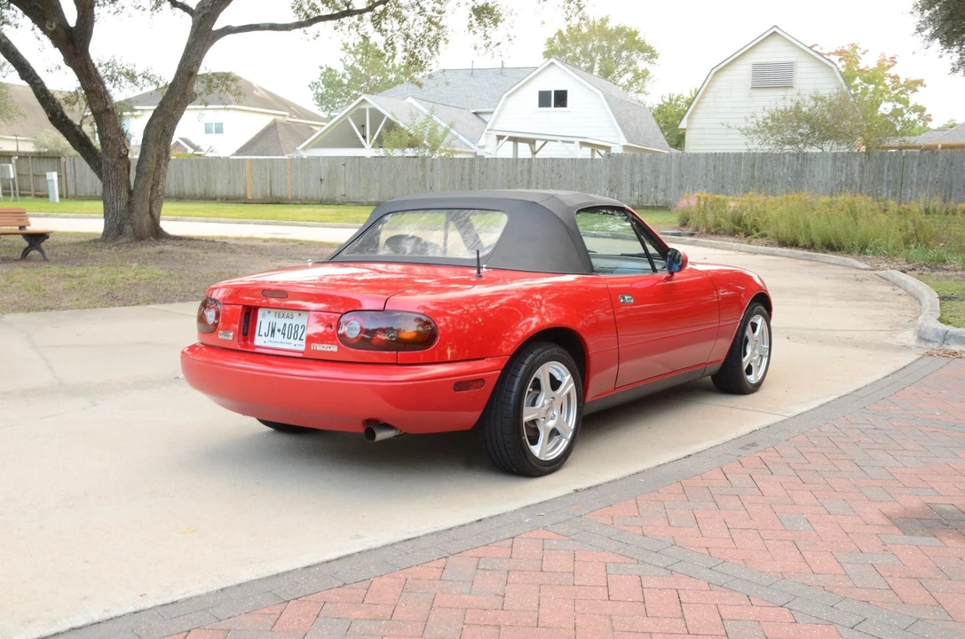 1990 Mazda NA MX-5 Miata - Image 8 of 31
