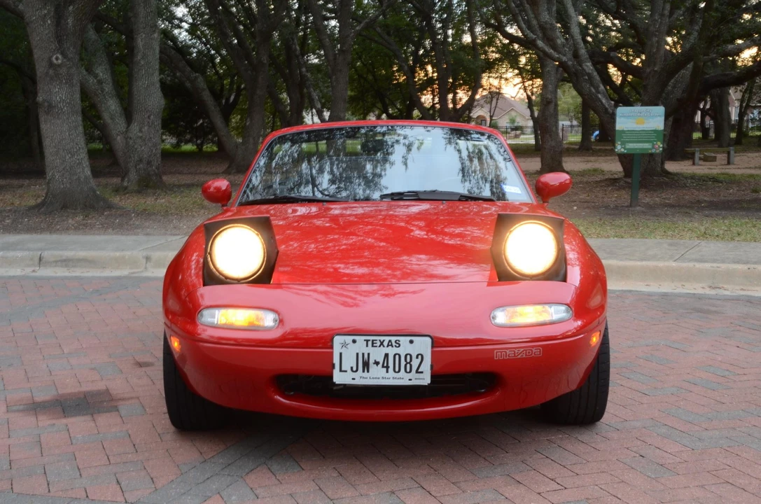 1990 Mazda NA MX-5 Miata - Image 17 of 31