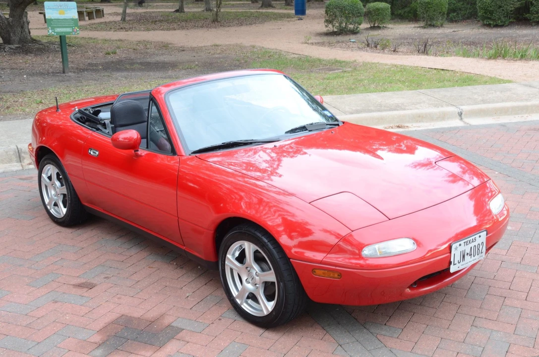 1990 Mazda NA MX-5 Miata - Image 16 of 31