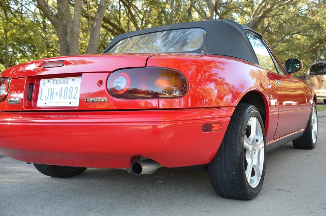 1990 Mazda NA MX-5 Miata - Image 21 of 31