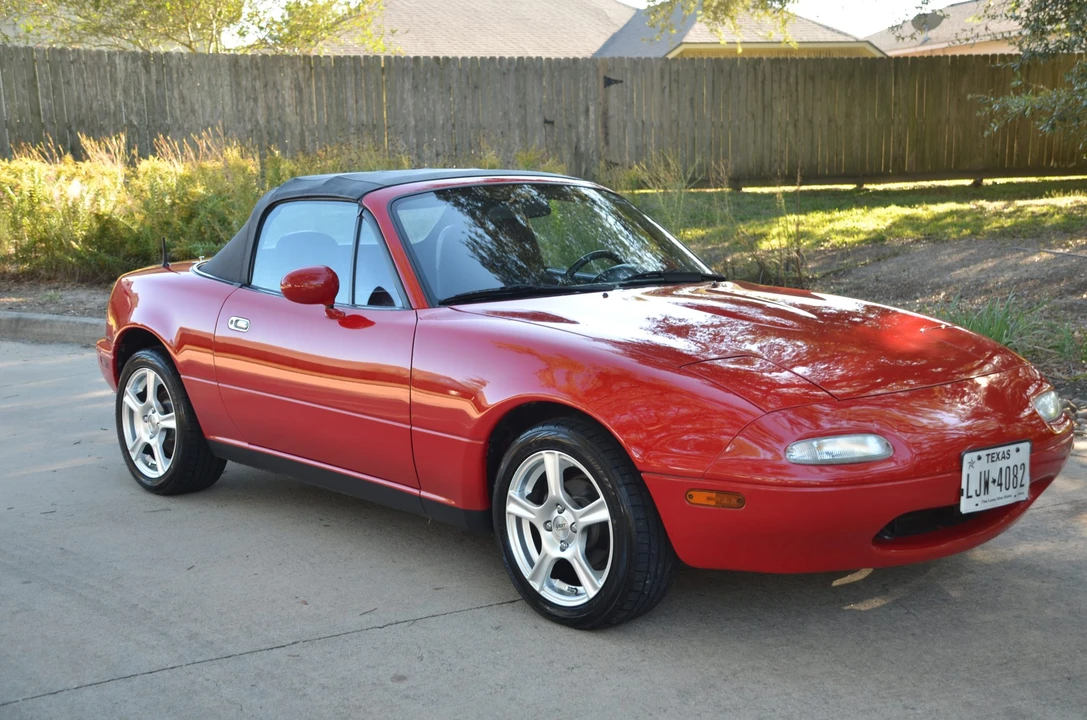 1990 Mazda NA MX-5 Miata - Image 23 of 31