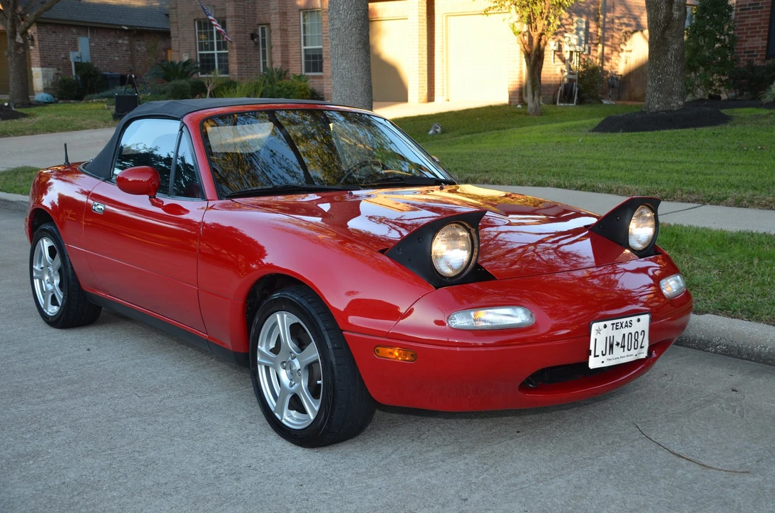 1990 Mazda NA MX-5 Miata - Image 24 of 31