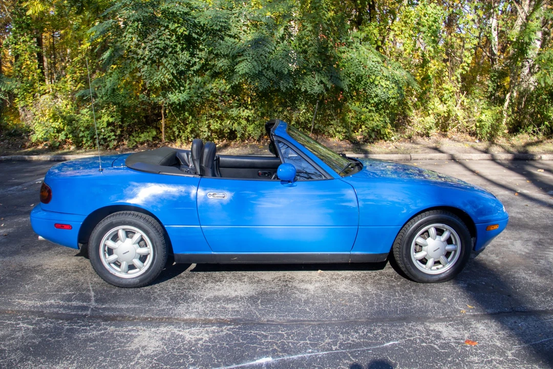 1990 Mazda NA MX-5 Miata - Image 3 of 31