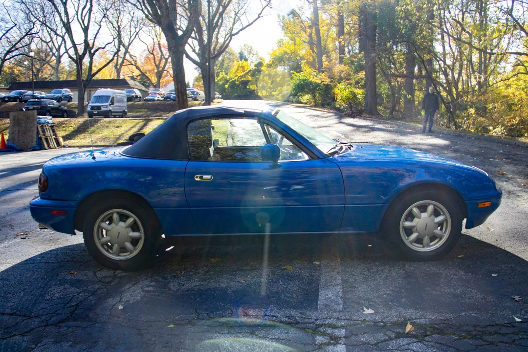 1990 Mazda NA MX-5 Miata - Image 11 of 31