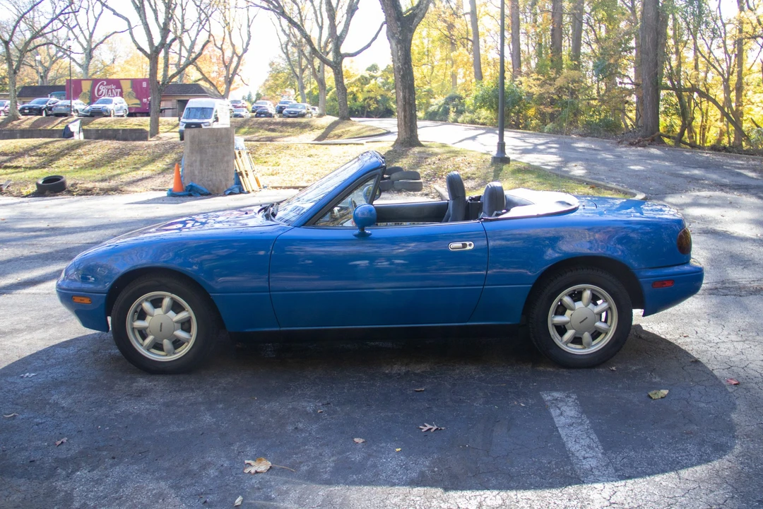 1990 Mazda NA MX-5 Miata - Image 7 of 31