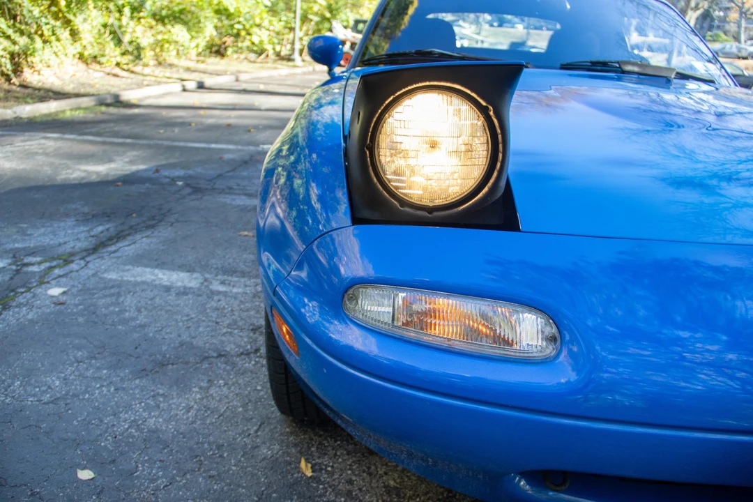 1990 Mazda NA MX-5 Miata - Image 17 of 31