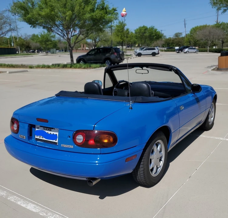 1990 Mazda NA MX-5 Miata - Image 6 of 31