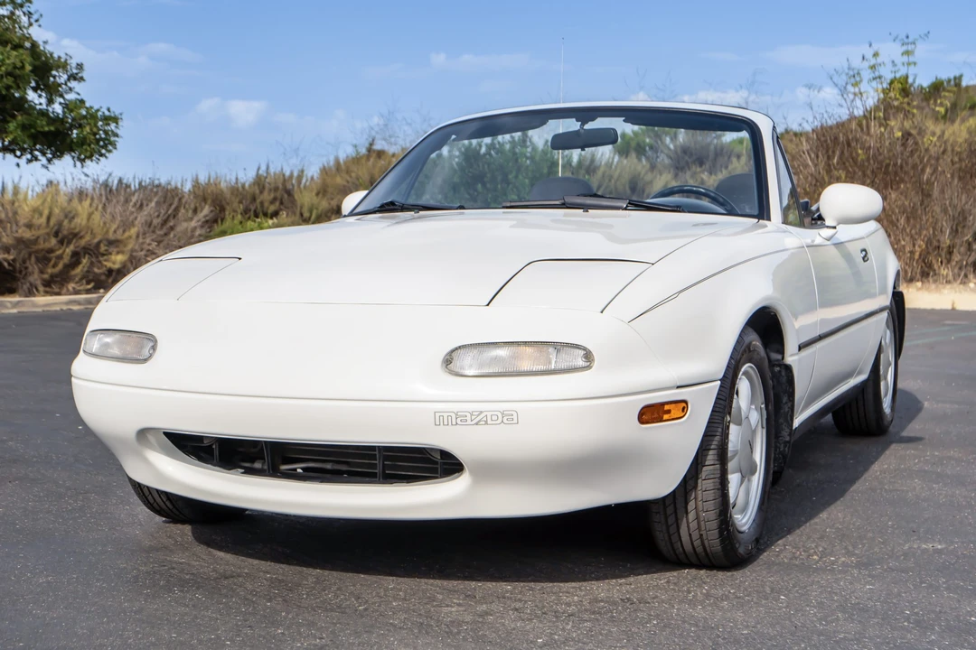 1990 Mazda NA MX-5 Miata - Image 2 of 31