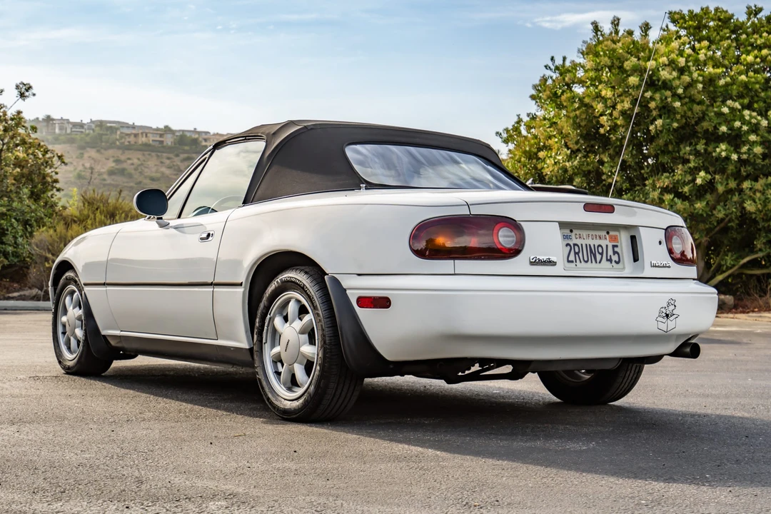 1990 Mazda NA MX-5 Miata - Image 11 of 31