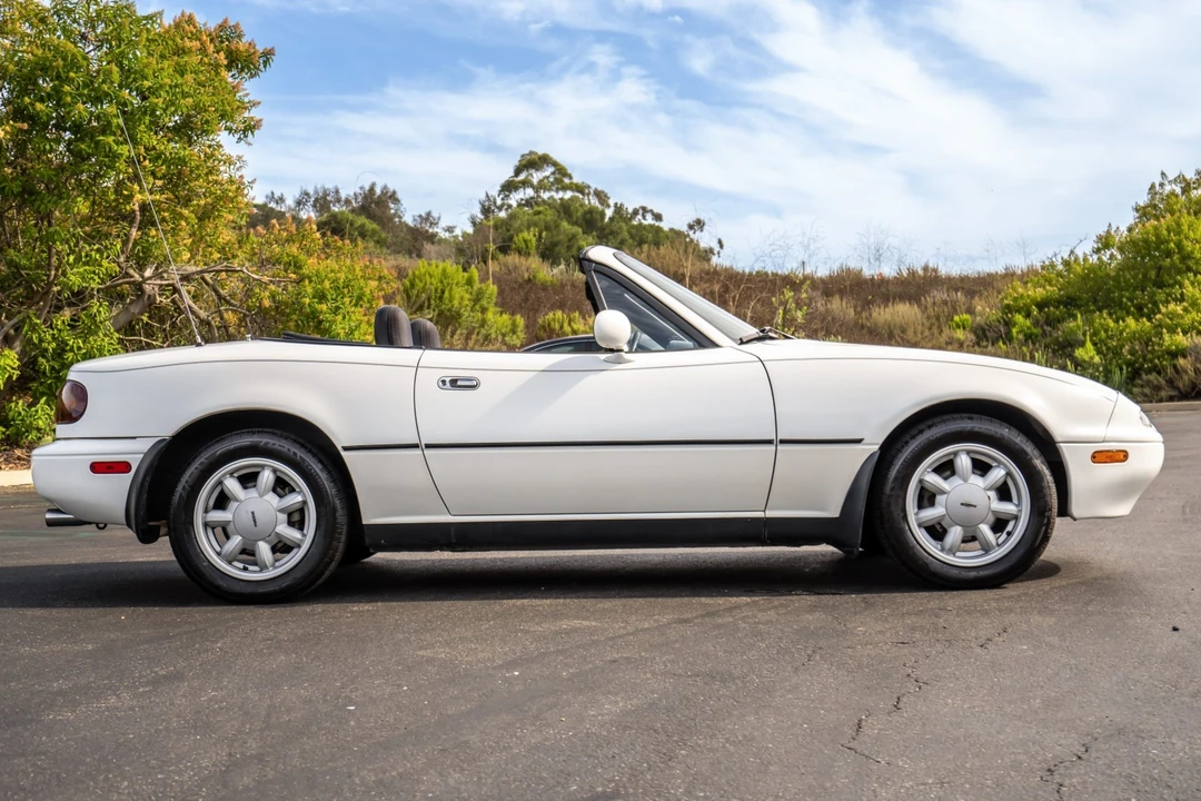 1990 Mazda NA MX-5 Miata - Image 7 of 31