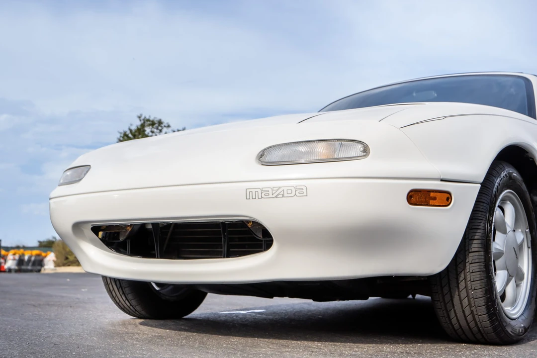 1990 Mazda NA MX-5 Miata - Image 17 of 31