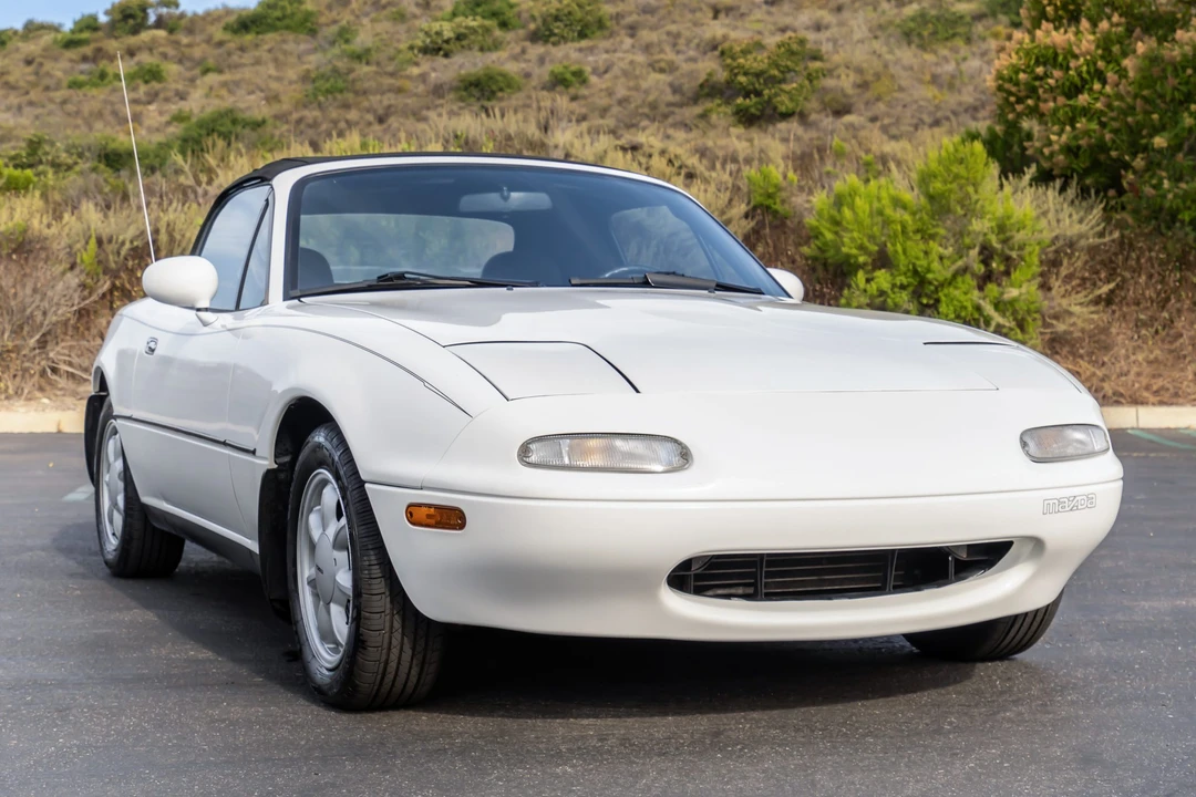1990 Mazda NA MX-5 Miata - Image 15 of 31