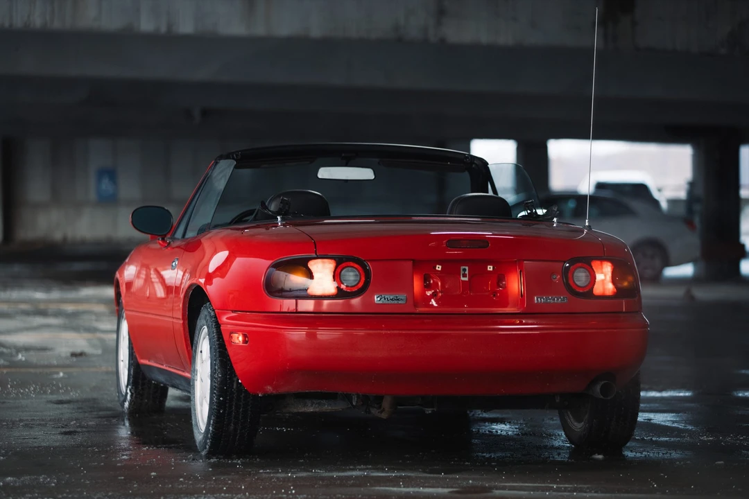 1990 Mazda NA MX-5 Miata - Image 11 of 31
