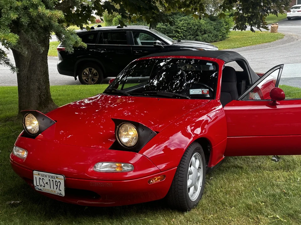 1990 Mazda NA MX-5 Miata - Image 25 of 31