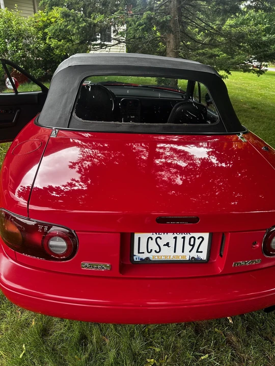 1990 Mazda NA MX-5 Miata - Image 29 of 31