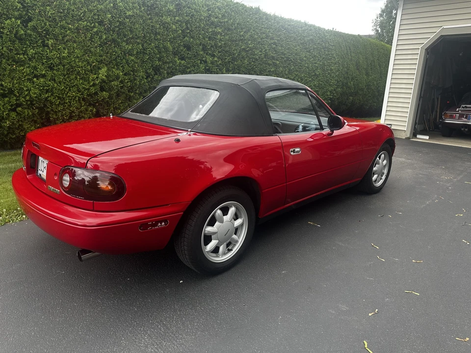 1990 Mazda NA MX-5 Miata - Image 9 of 31