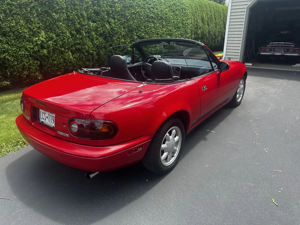 1990 Mazda NA MX-5 Miata - Image 21 of 31