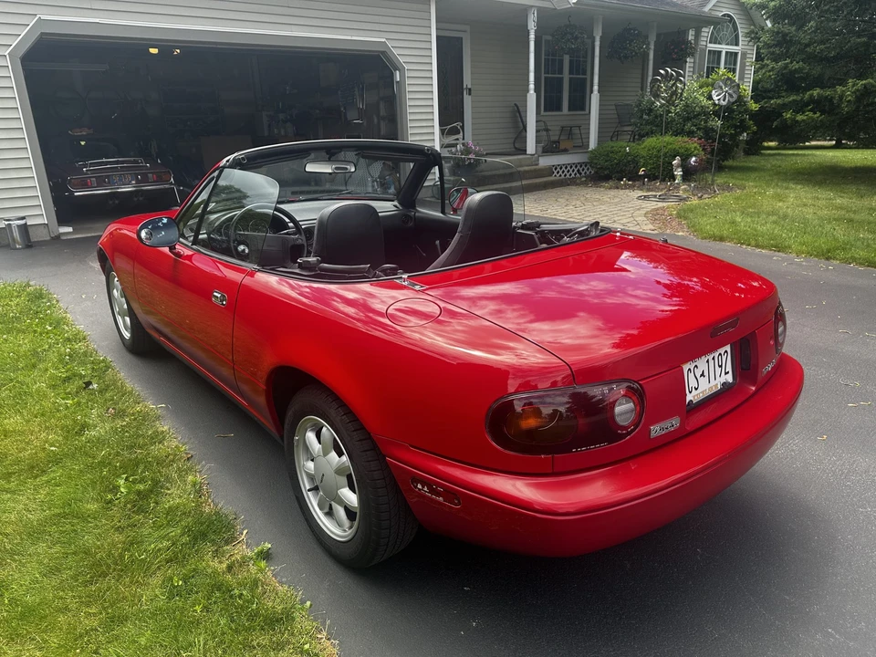 1990 Mazda NA MX-5 Miata - Image 19 of 31