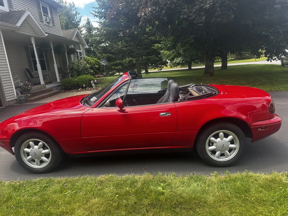 1990 Mazda NA MX-5 Miata - Image 18 of 31