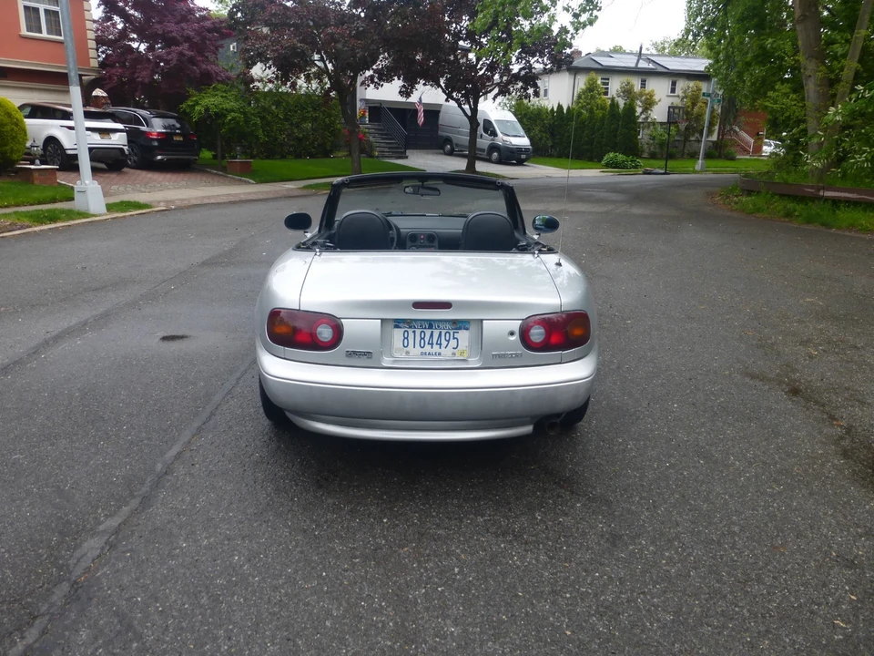 1990 Mazda NA MX-5 Miata - Image 4 of 31