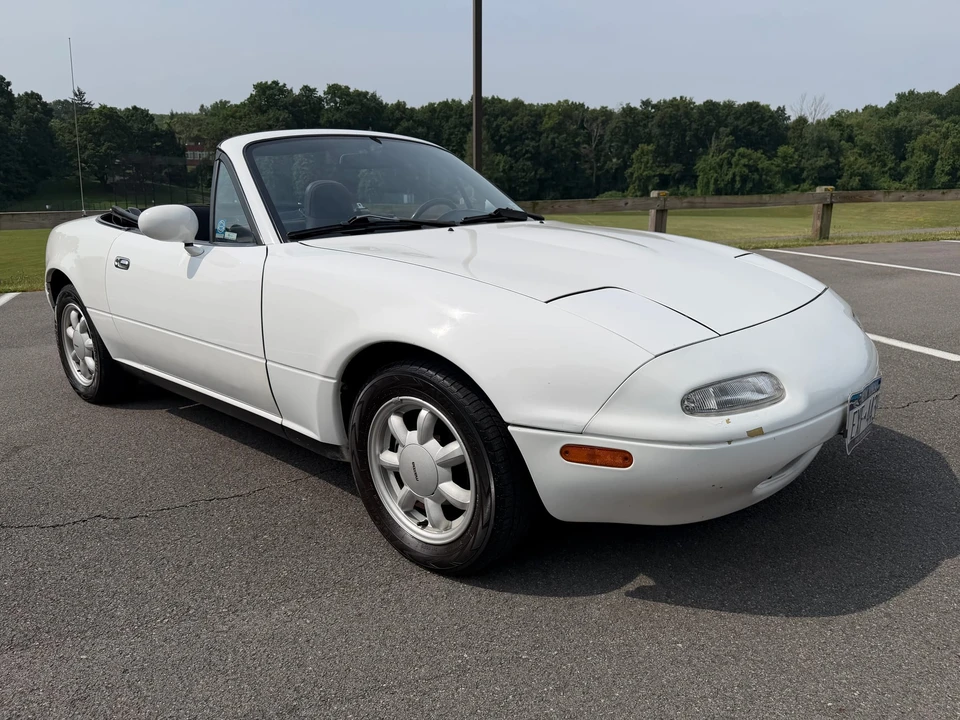 1990 Mazda NA MX-5 Miata - Image 28 of 31
