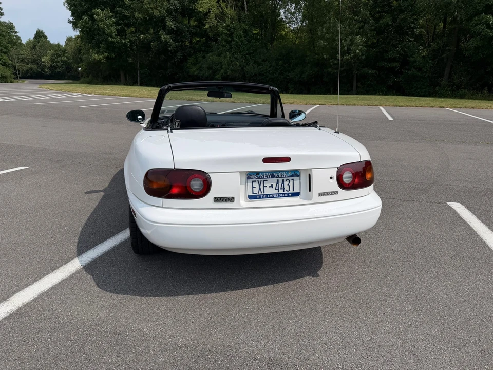 1990 Mazda NA MX-5 Miata - Image 15 of 31