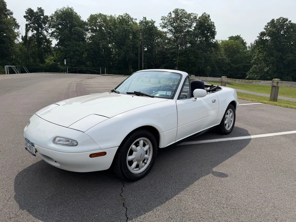 1990 Mazda NA MX-5 Miata - Image 5 of 31