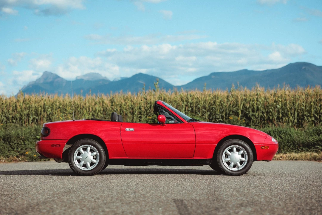 1990 Mazda NA MX-5 Miata - Image 19 of 31
