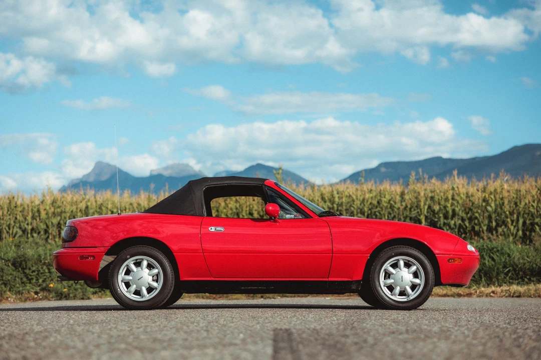 1990 Mazda NA MX-5 Miata - Image 23 of 31